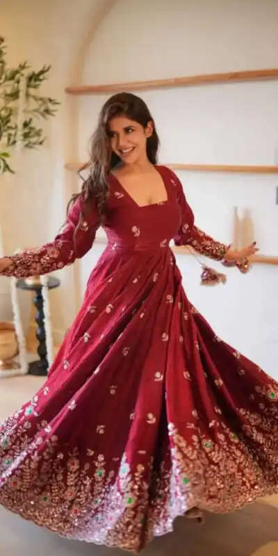 Super Maroon Doremon Crush Sequence Work Gown