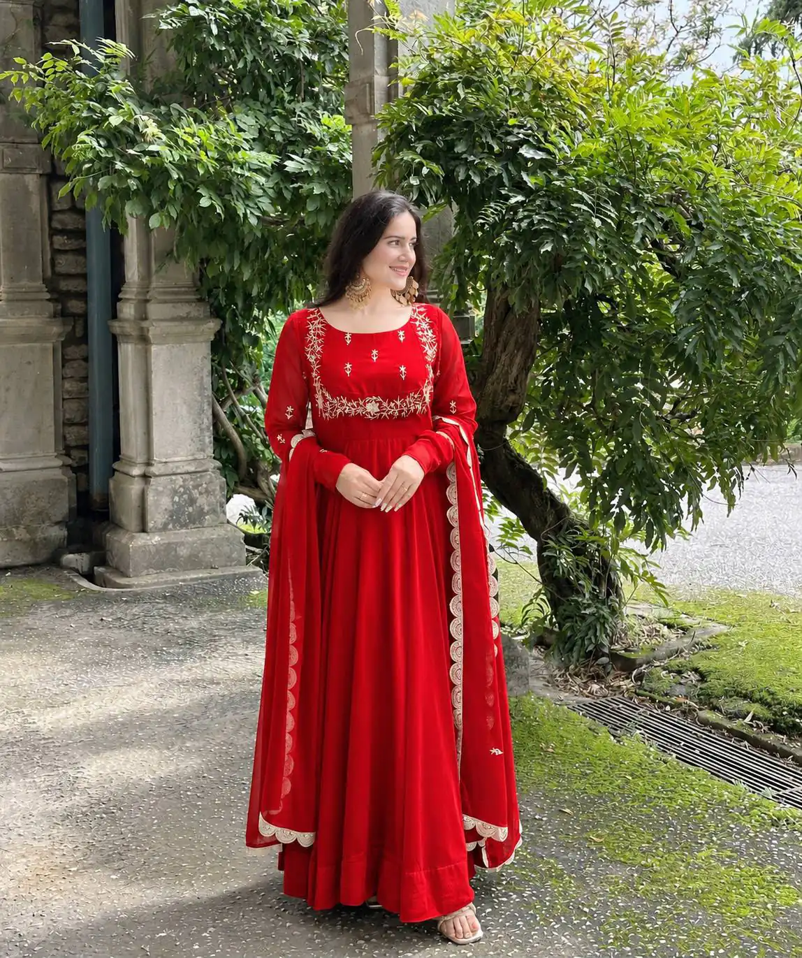 ZB 5078 Red Faux Georgette Gown with Mirror Work & Embroidery Work. Get it for ₹2199. Delivery 4-6 Working Days. Online Shop now. | Gowns, Bollywood Gowns, Creative Gowns, Designer Gowns, Embroidered Gowns, Party Wear Gowns