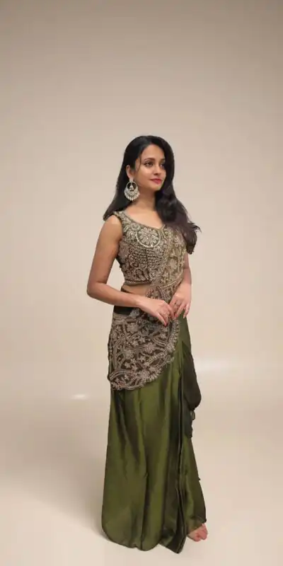 ST 1182 Mehendi in Rangoli Silk. Lace Work & Embroidery Work Saree Special Price ₹1999. Delivery 4-6 Working Days. Shop now. | Sarees, Bollywood Sarees, Creative Sarees, Designer Sarees, Embroidered Sarees, Ethnic Saree, Modern Digital sarees, Party Wear Sarees