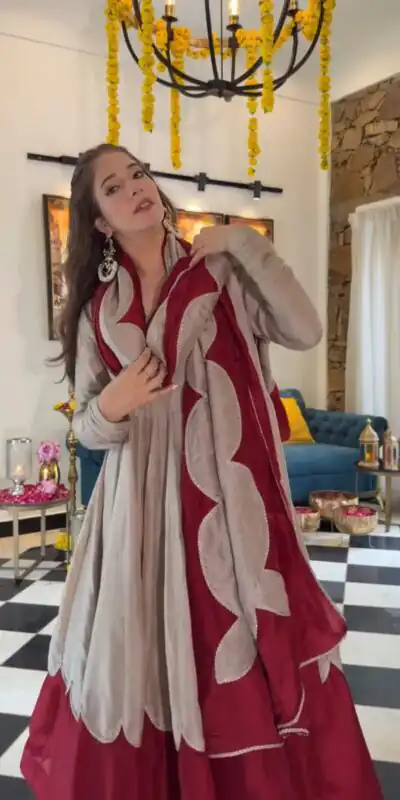 AD 249 Off White Roman Silk Gown with Mirror Work & Embroidery Work. Special Price ₹2999. Delivery 4-6 Working Days. Shop now. | Gowns, Bollywood Gowns, Creative Gowns, Designer Gowns, Embroidered Gowns, Party Wear Gowns